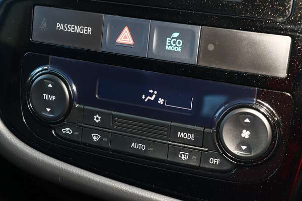 2014 Mitsubishi Outlander ES ZJ