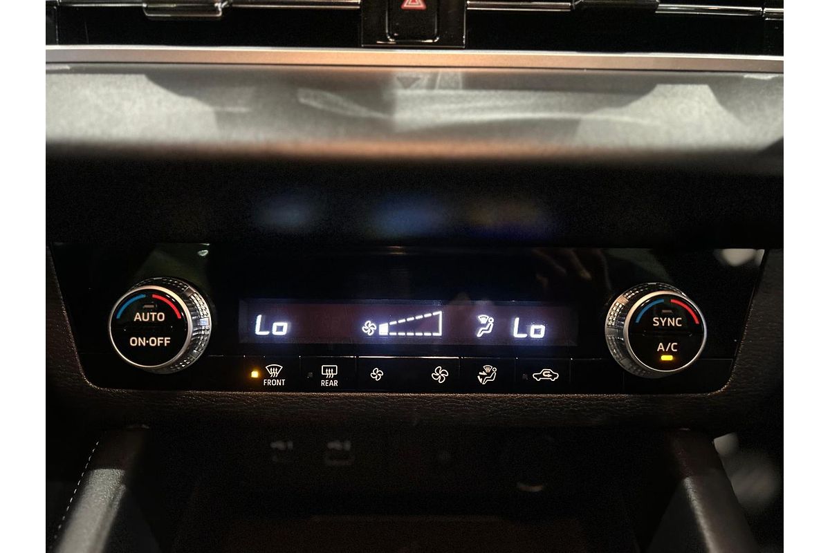 2021 Mitsubishi Outlander LS ZM