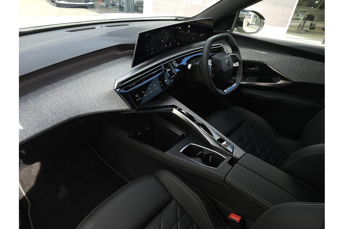 2025 Peugeot 3008 GT Premium Hybrid P64