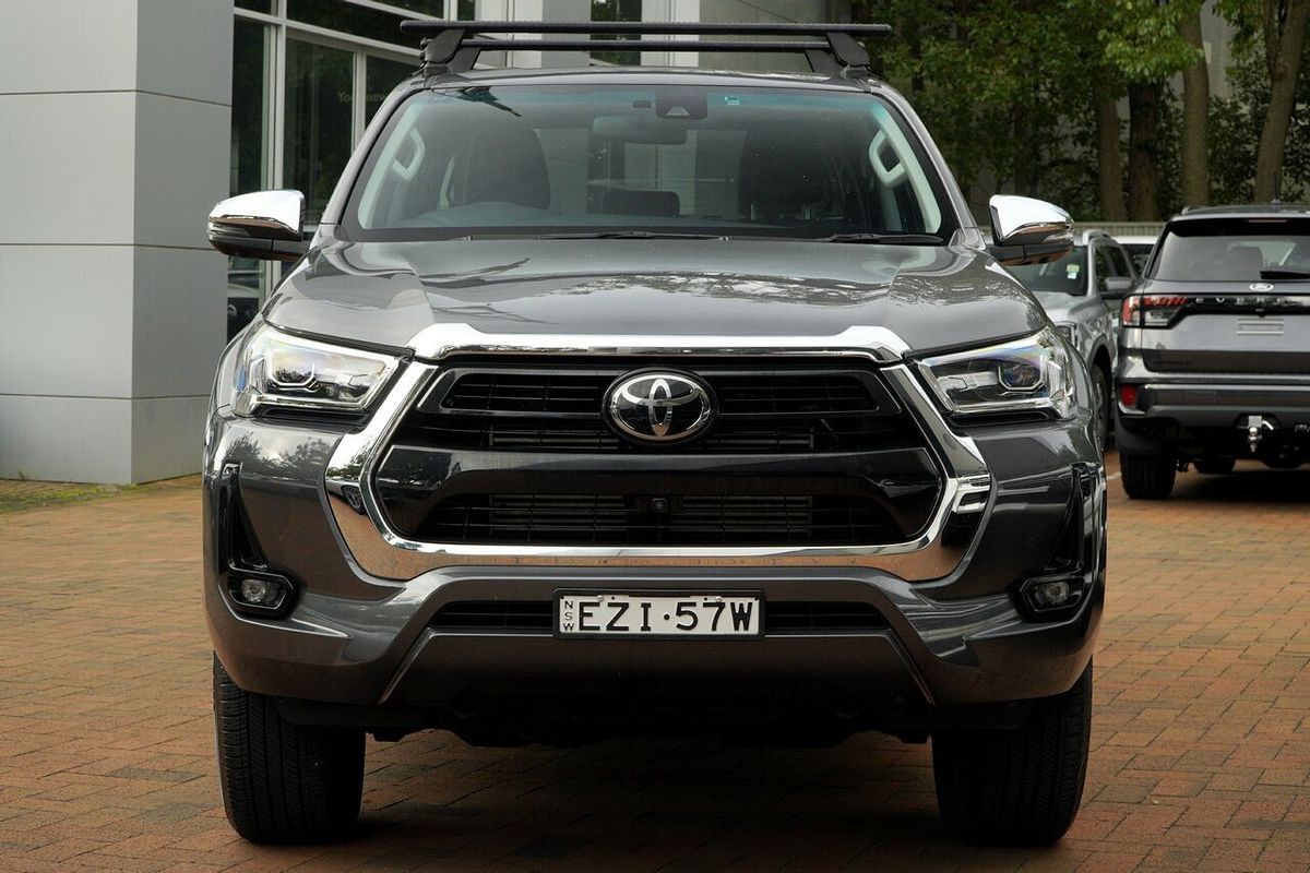 2023 Toyota Hilux SR5 GUN126R 4X4