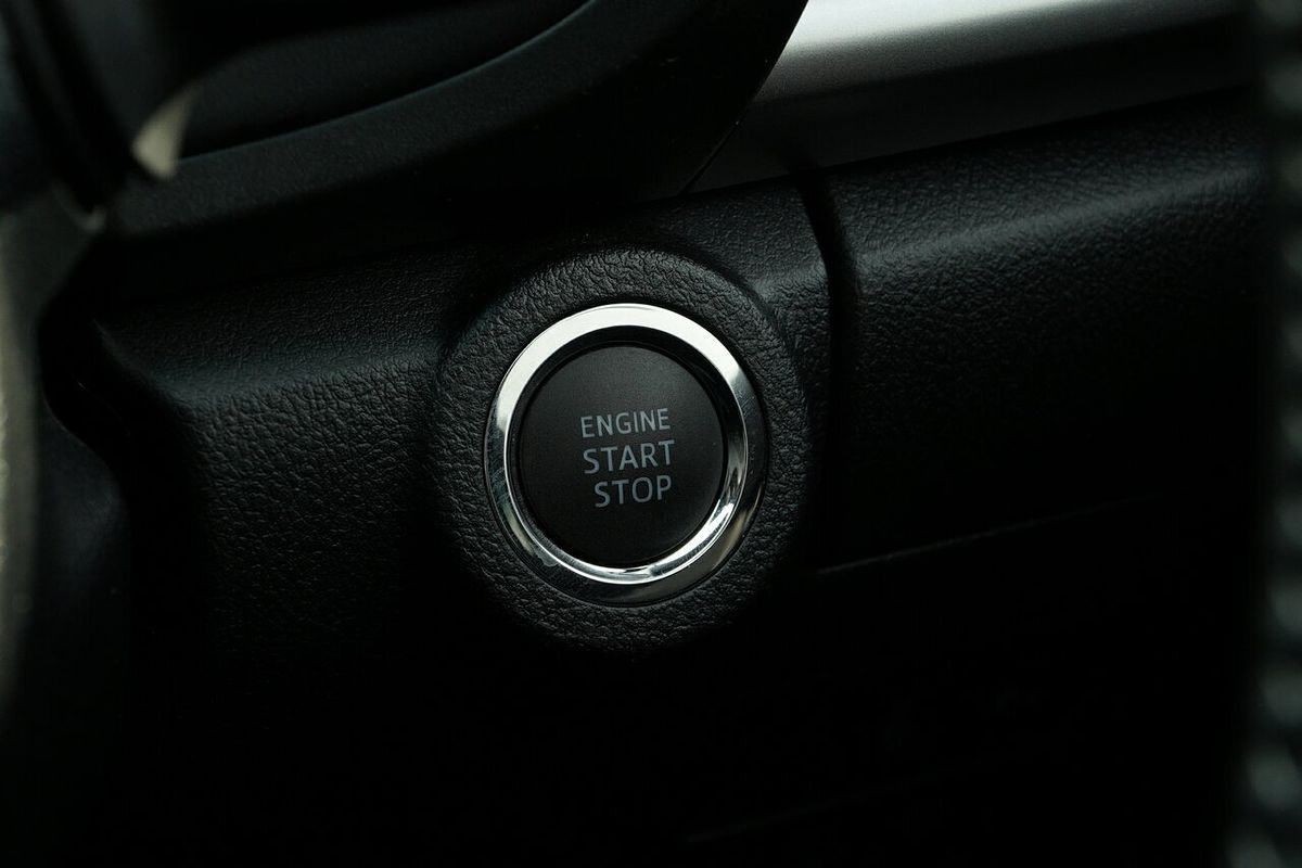 2023 Toyota Hilux SR5 GUN126R 4X4