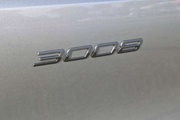 2025 Peugeot 3008 Allure Hybrid P64