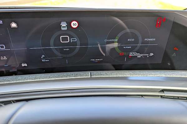 2025 Peugeot 3008 Allure Hybrid P64