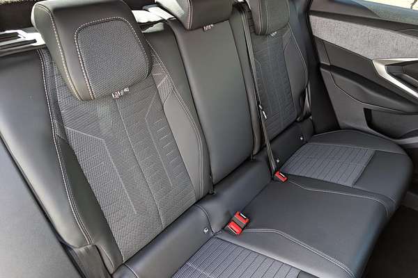 2025 Peugeot 3008 Allure Hybrid P64