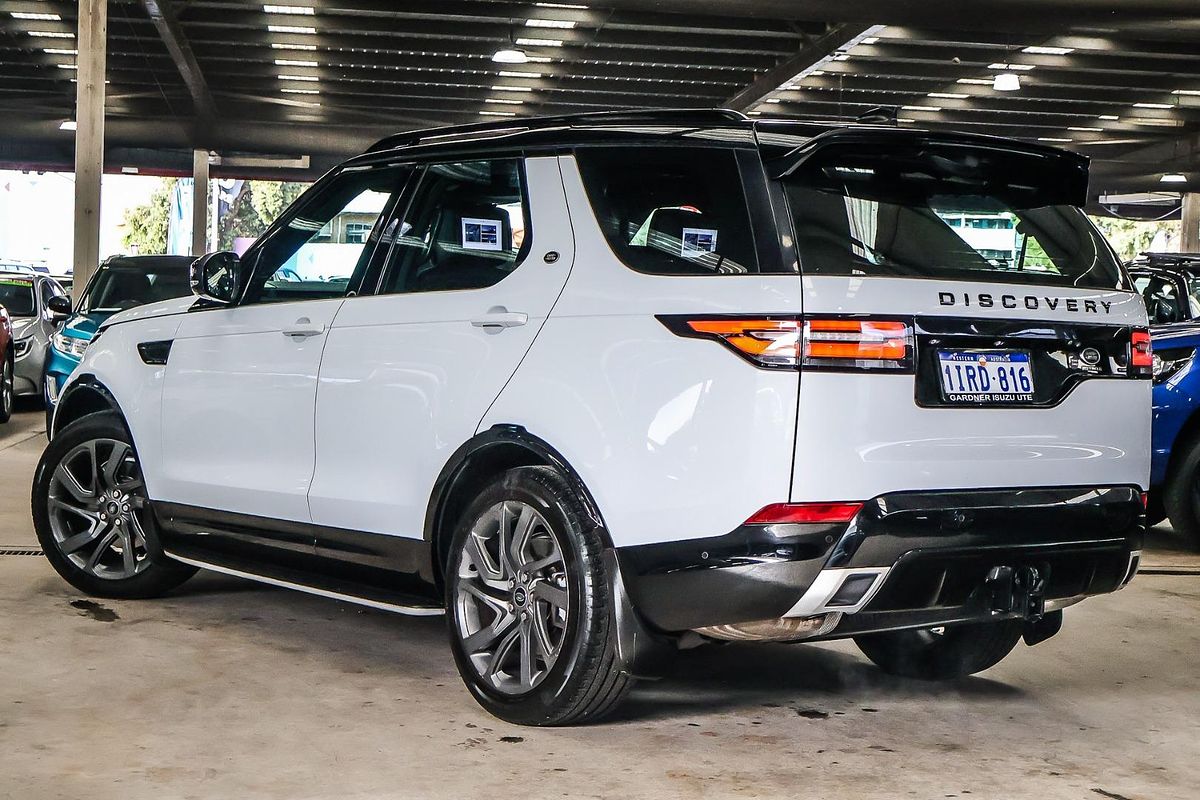 2017 Land Rover Discovery TD6 HSE Series 5
