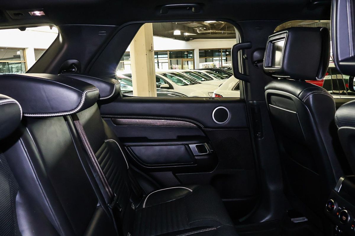 2017 Land Rover Discovery TD6 HSE Series 5