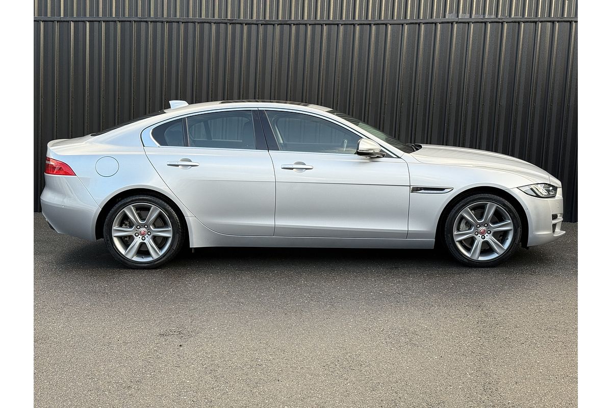 2016 Jaguar XE 25t Prestige X760