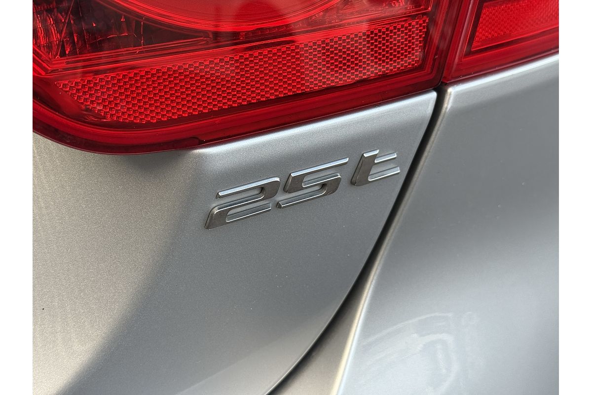 2016 Jaguar XE 25t Prestige X760