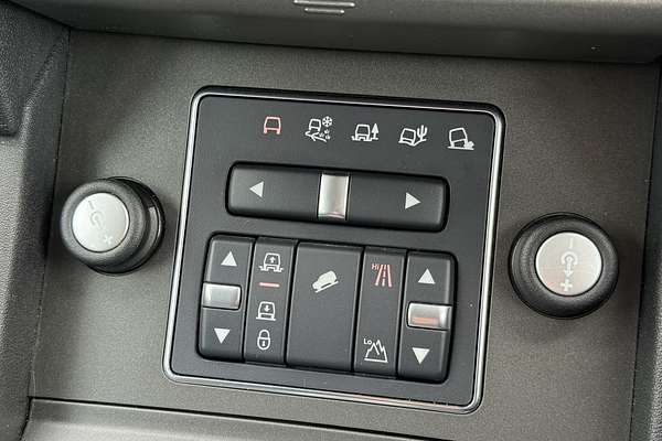 2014 Land Rover Discovery SDV6 HSE Series 4