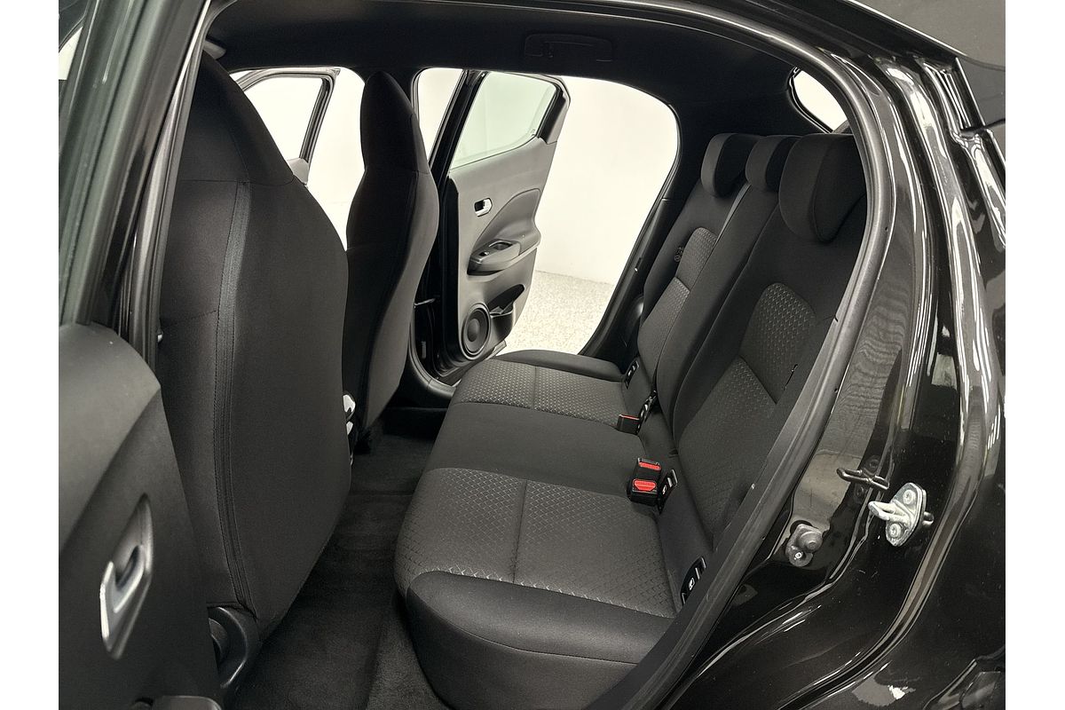 2021 Nissan JUKE ST F16