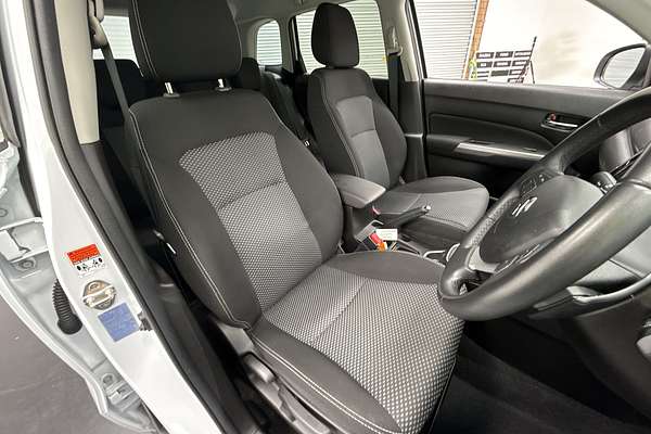 2023 Suzuki Vitara LY Series II