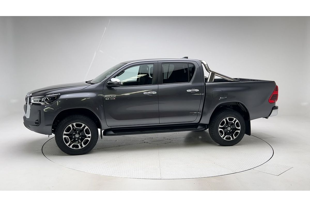 2022 Toyota Hilux SR5 GUN126R 4X4