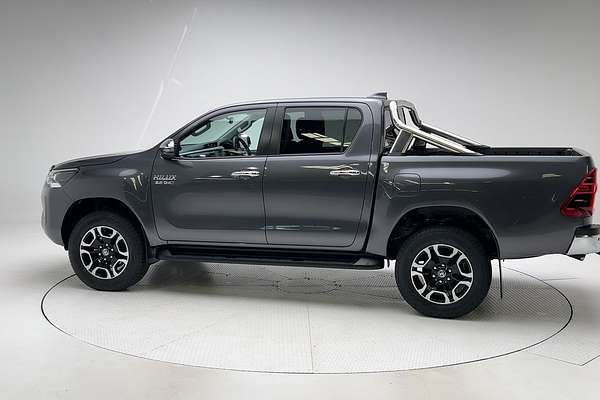 2022 Toyota Hilux SR5 GUN126R 4X4
