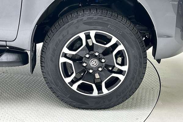 2022 Toyota Hilux SR5 GUN126R 4X4