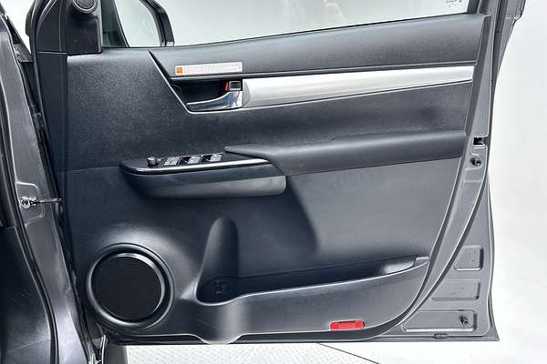 2022 Toyota Hilux SR5 GUN126R 4X4