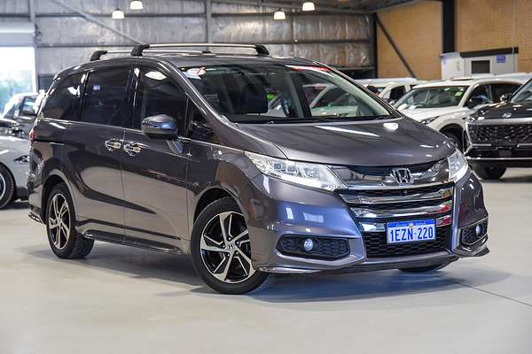 2016 Honda Odyssey VTi-L 5th Gen