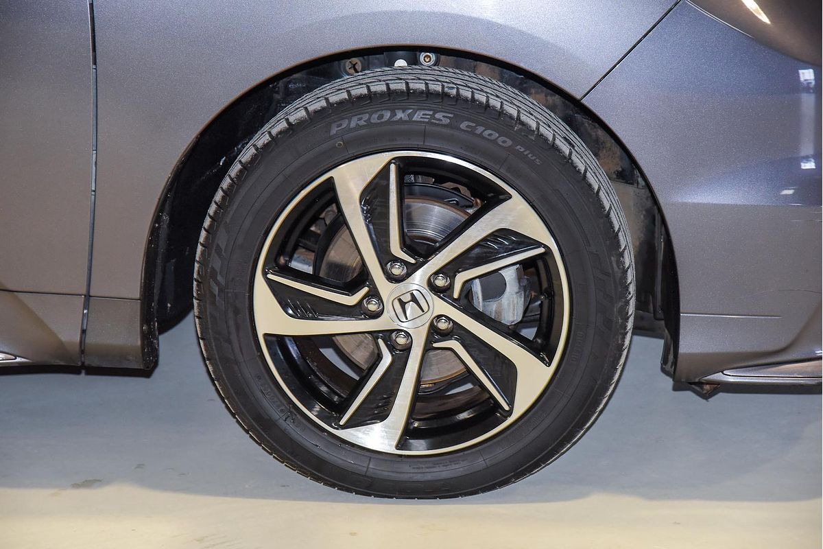 2016 Honda Odyssey VTi-L 5th Gen