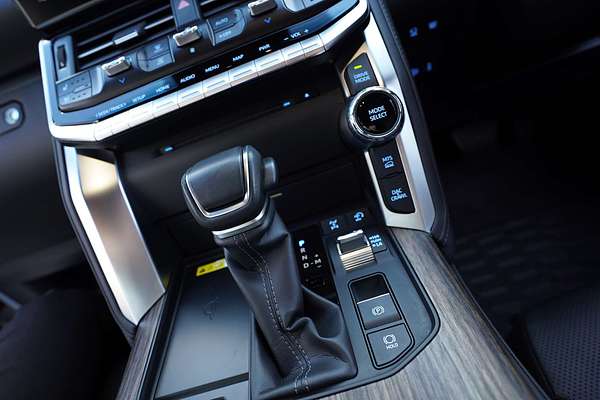 2023 Toyota Landcruiser VX FJA300R