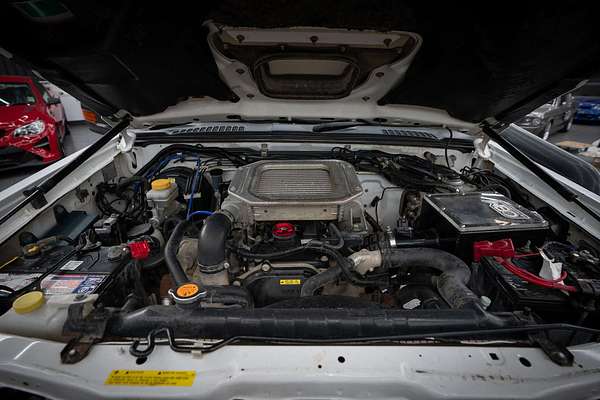 2014 Nissan Navara ST-R D22 4X4