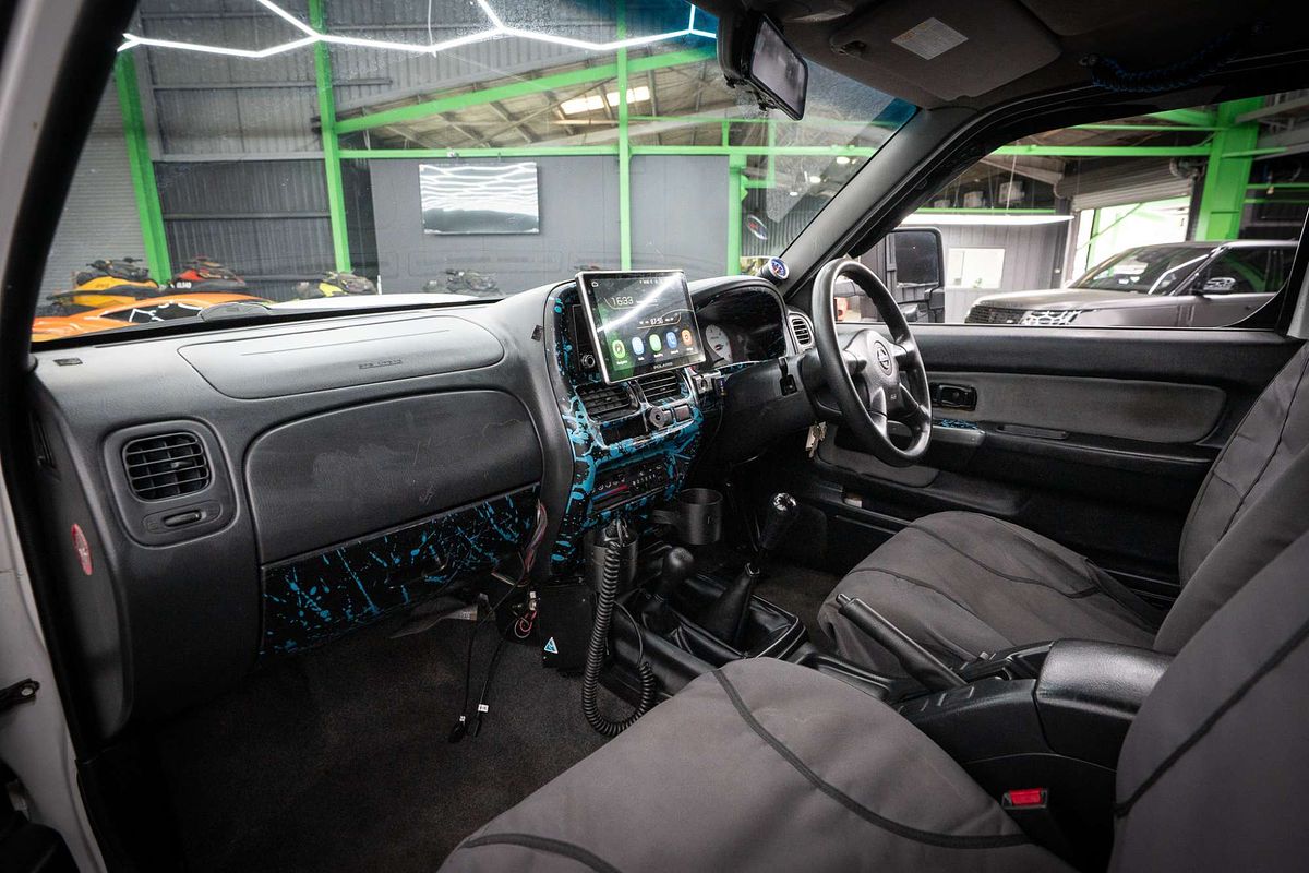 2014 Nissan Navara ST-R D22 4X4