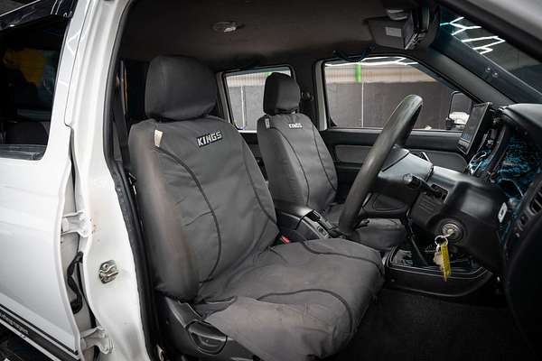 2014 Nissan Navara ST-R D22 4X4