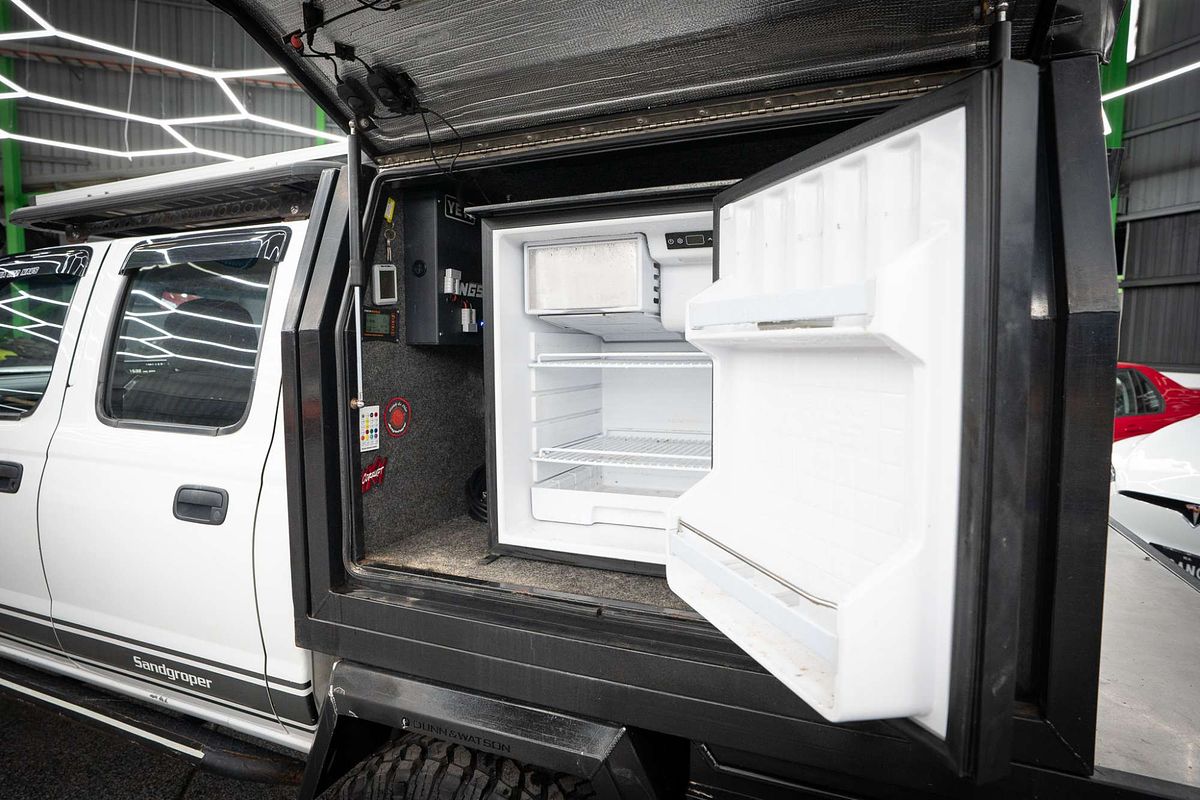 2014 Nissan Navara ST-R D22 4X4