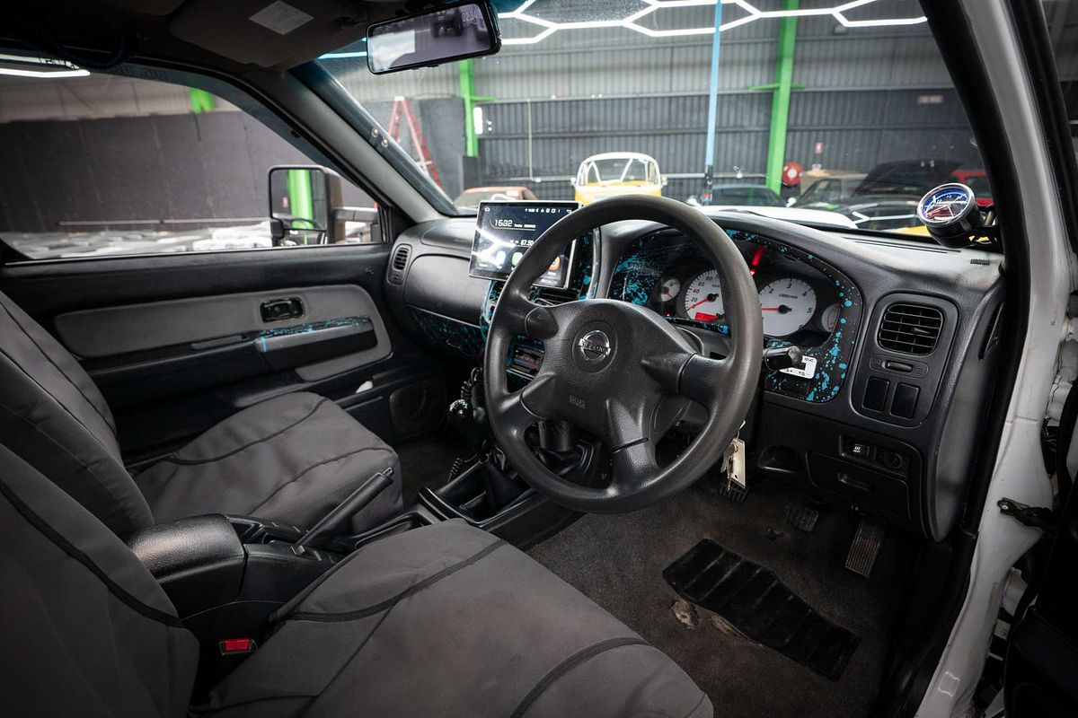 2014 Nissan Navara ST-R D22 4X4