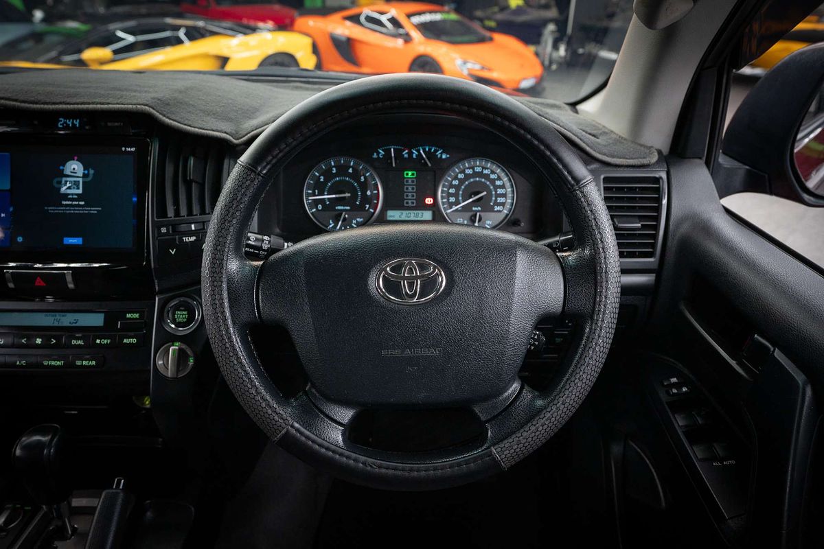 2008 Toyota Landcruiser GXL UZJ200R