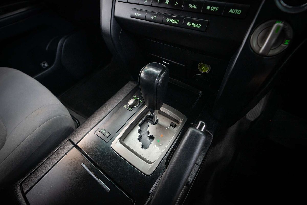 2008 Toyota Landcruiser GXL UZJ200R