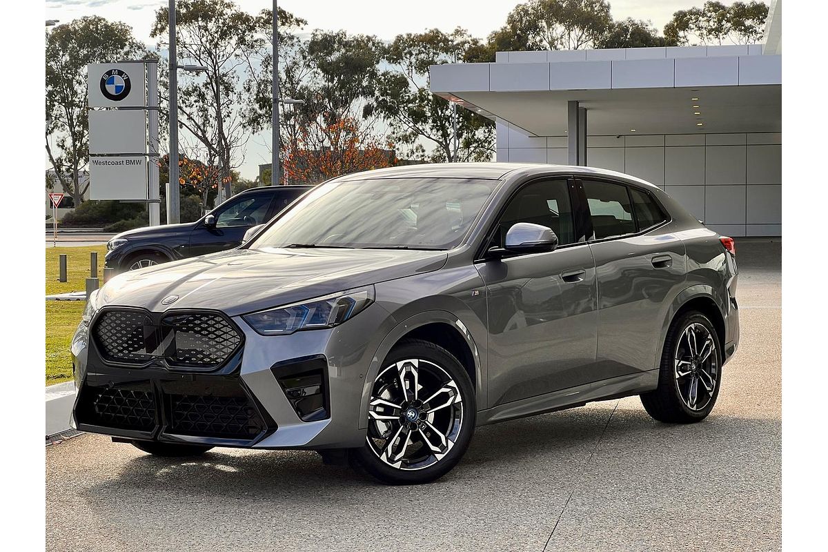 2024 BMW iX2 xDrive30 M Sport U10