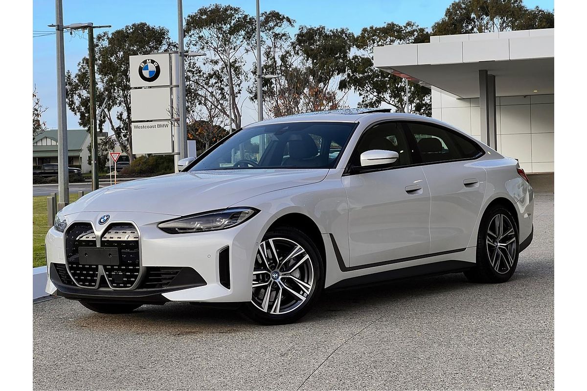 2024 BMW i4 eDrive35 G26