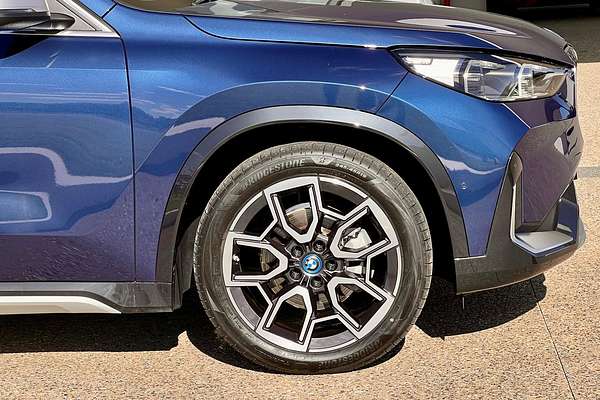 2023 BMW iX1 eDrive20 xLine U11