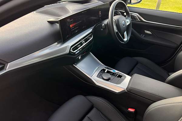 2024 BMW i4 eDrive35 G26
