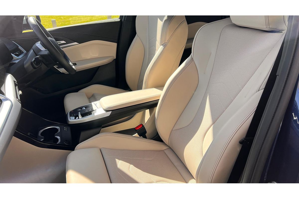 2023 BMW iX1 eDrive20 xLine U11