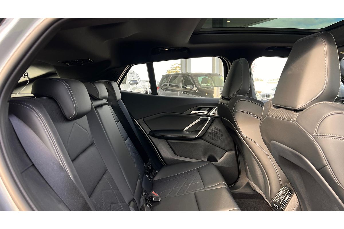 2024 BMW iX2 xDrive30 M Sport U10