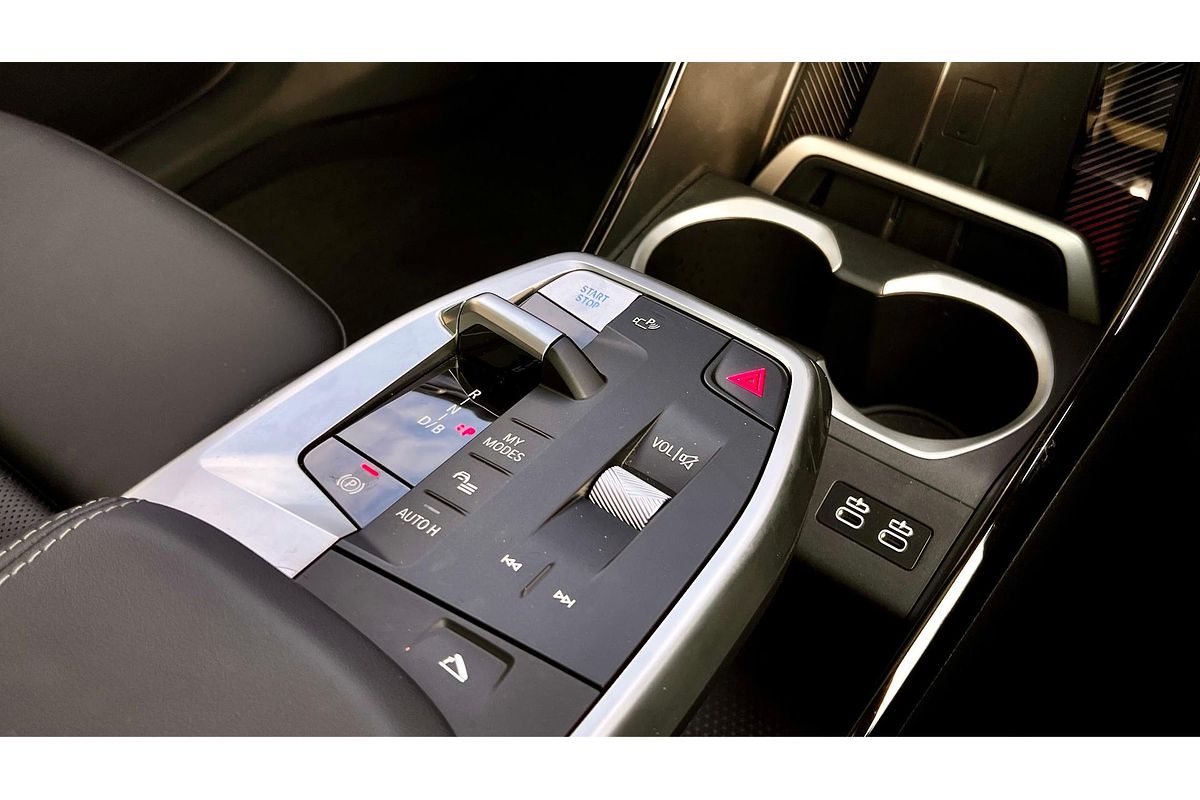 2024 BMW iX2 xDrive30 M Sport U10