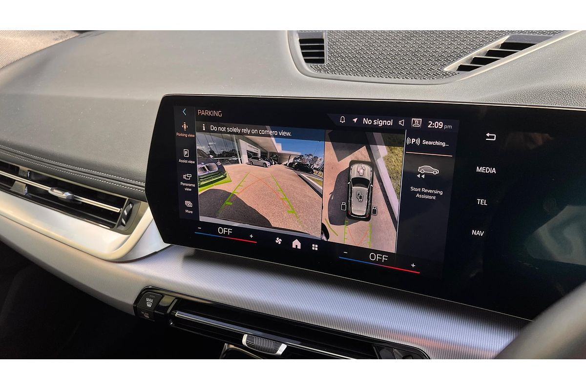 2024 BMW iX1 eDrive20 xLine U11