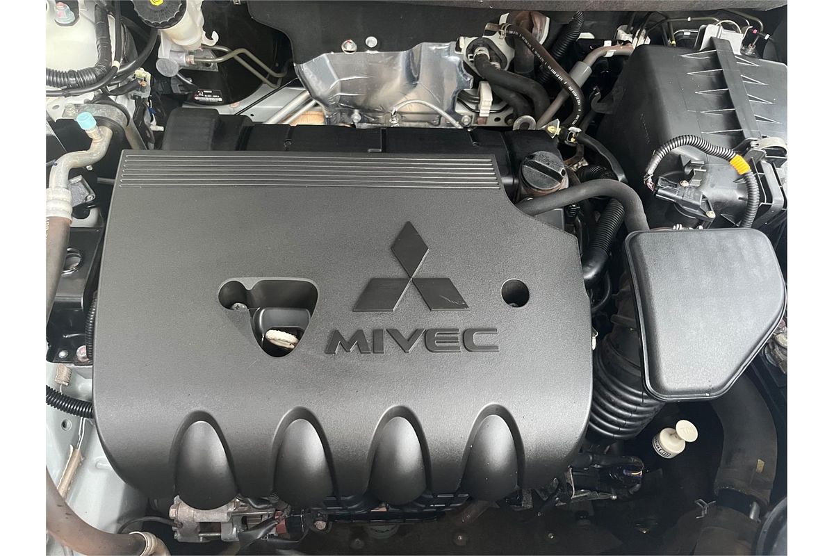 2019 Mitsubishi Outlander LS ZL