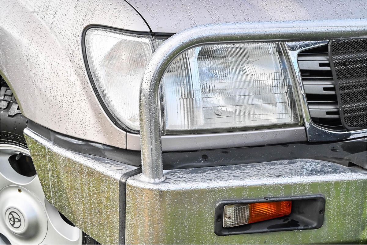 2002 Toyota Landcruiser GXL UZJ100R