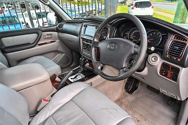 2002 Toyota Landcruiser GXL UZJ100R