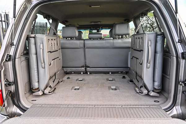 2002 Toyota Landcruiser GXL UZJ100R