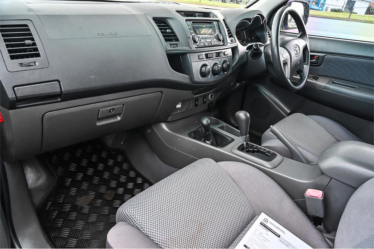 2012 Toyota Hilux SR KUN26R 4X4