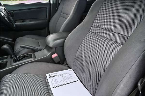 2012 Toyota Hilux SR KUN26R 4X4