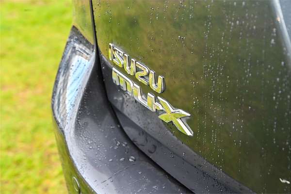 2017 Isuzu MU-X LS-T