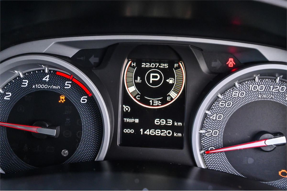 2017 Isuzu MU-X LS-T