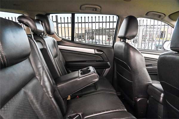 2017 Isuzu MU-X LS-T