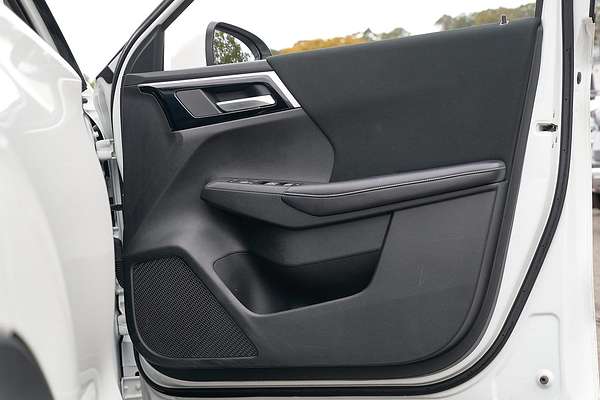 2024 Mitsubishi Outlander ES ZM