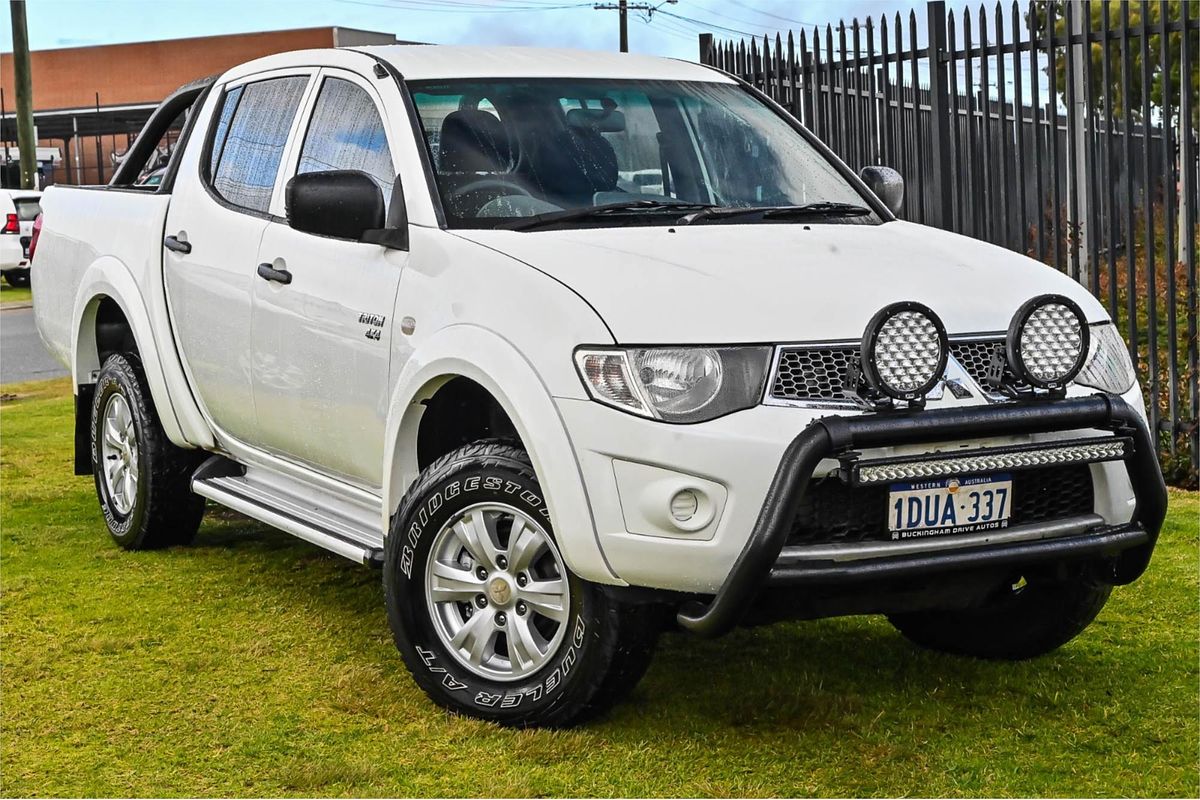 2011 Mitsubishi Triton GL-R MN 4X4