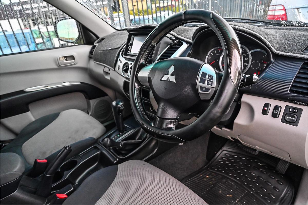 2011 Mitsubishi Triton GL-R MN 4X4