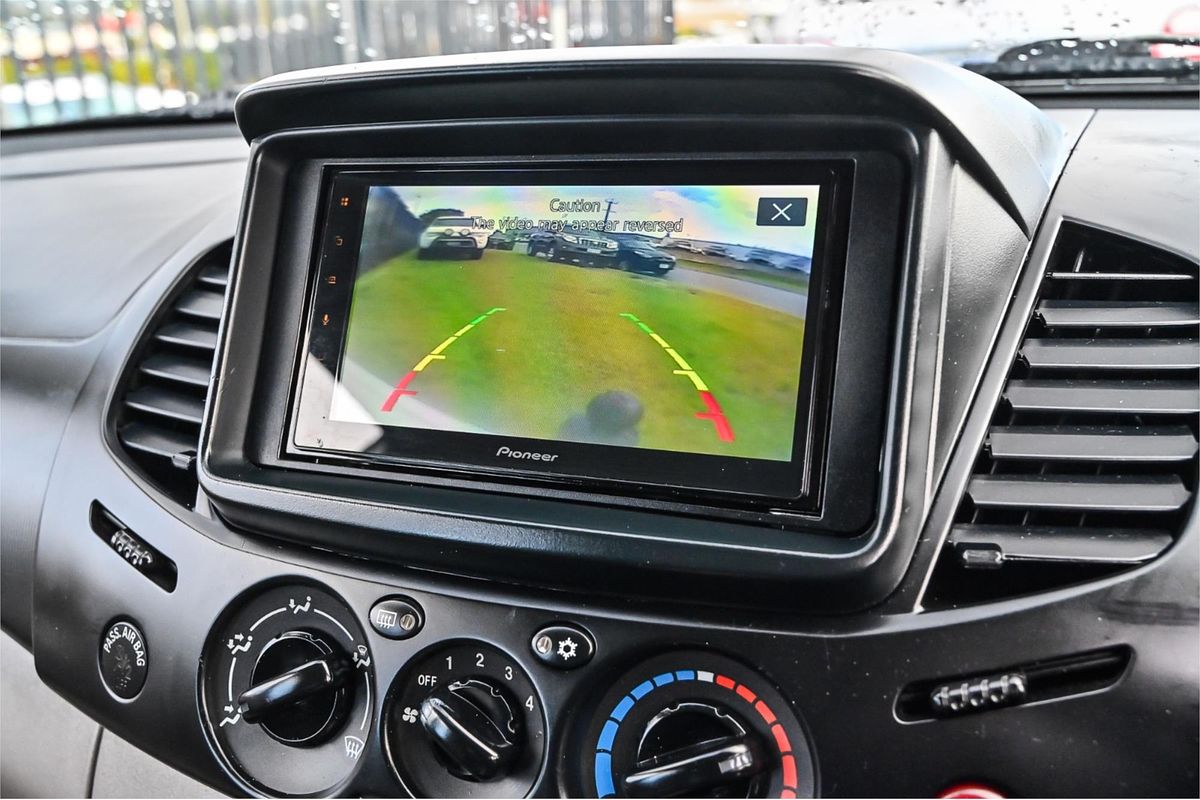 2014 Mitsubishi Triton GLX MN 4X4